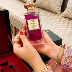 ادوپرفیوم لاکچری آرورا - Auroma شماره 8 - گرم و کمی شیرین